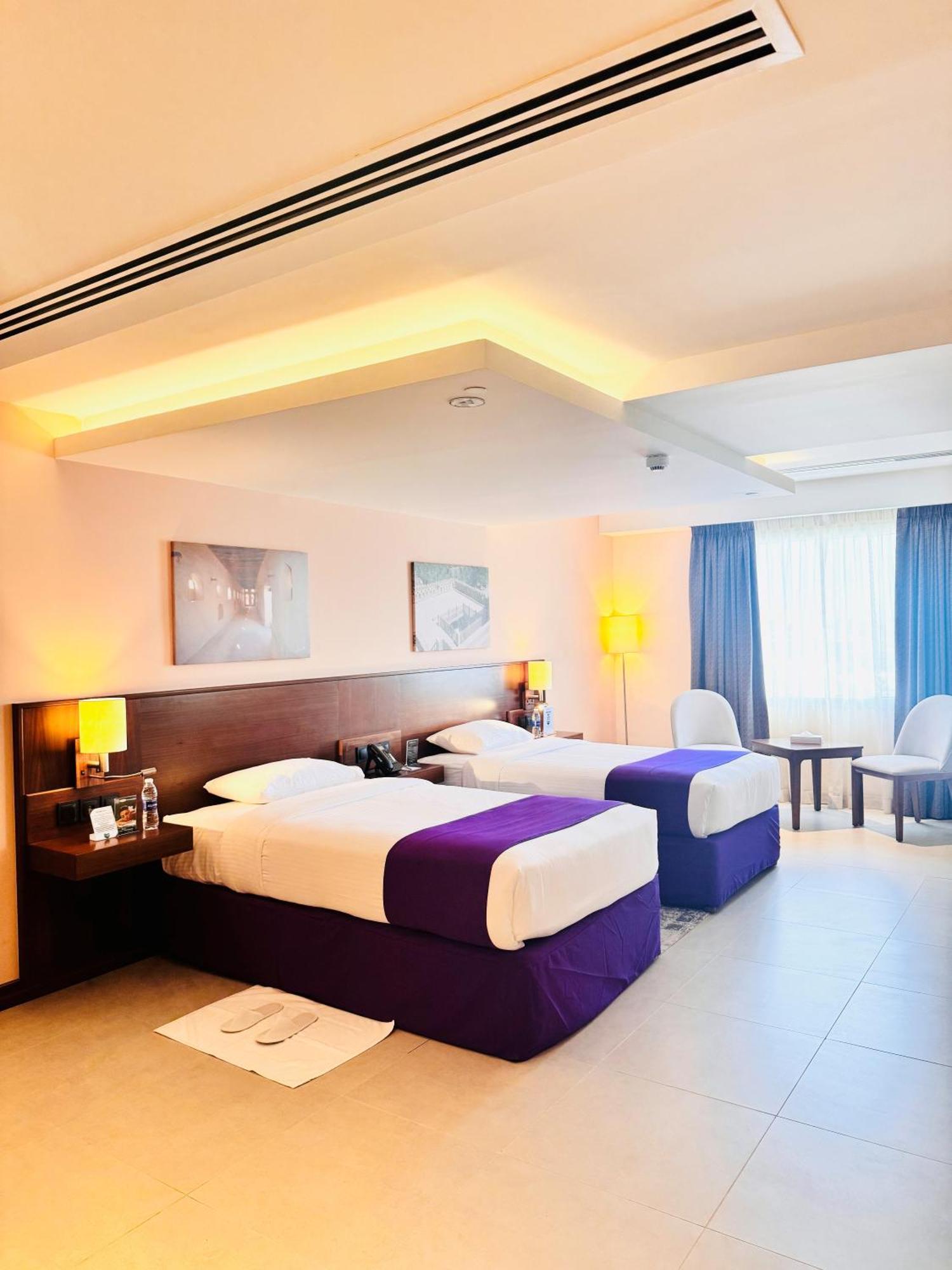 Kyriad Hotel Salalah Zewnętrze zdjęcie