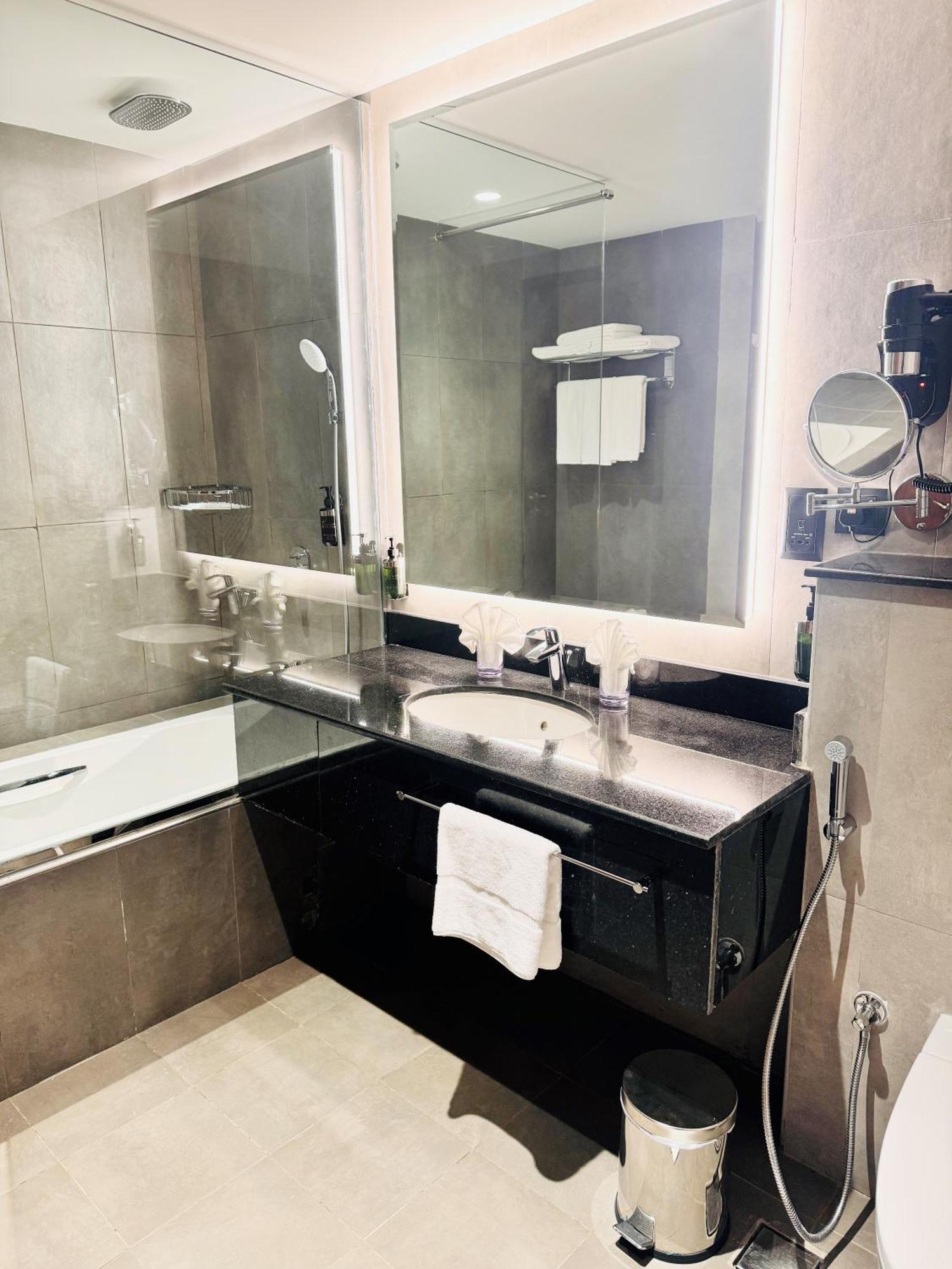 Kyriad Hotel Salalah Zewnętrze zdjęcie