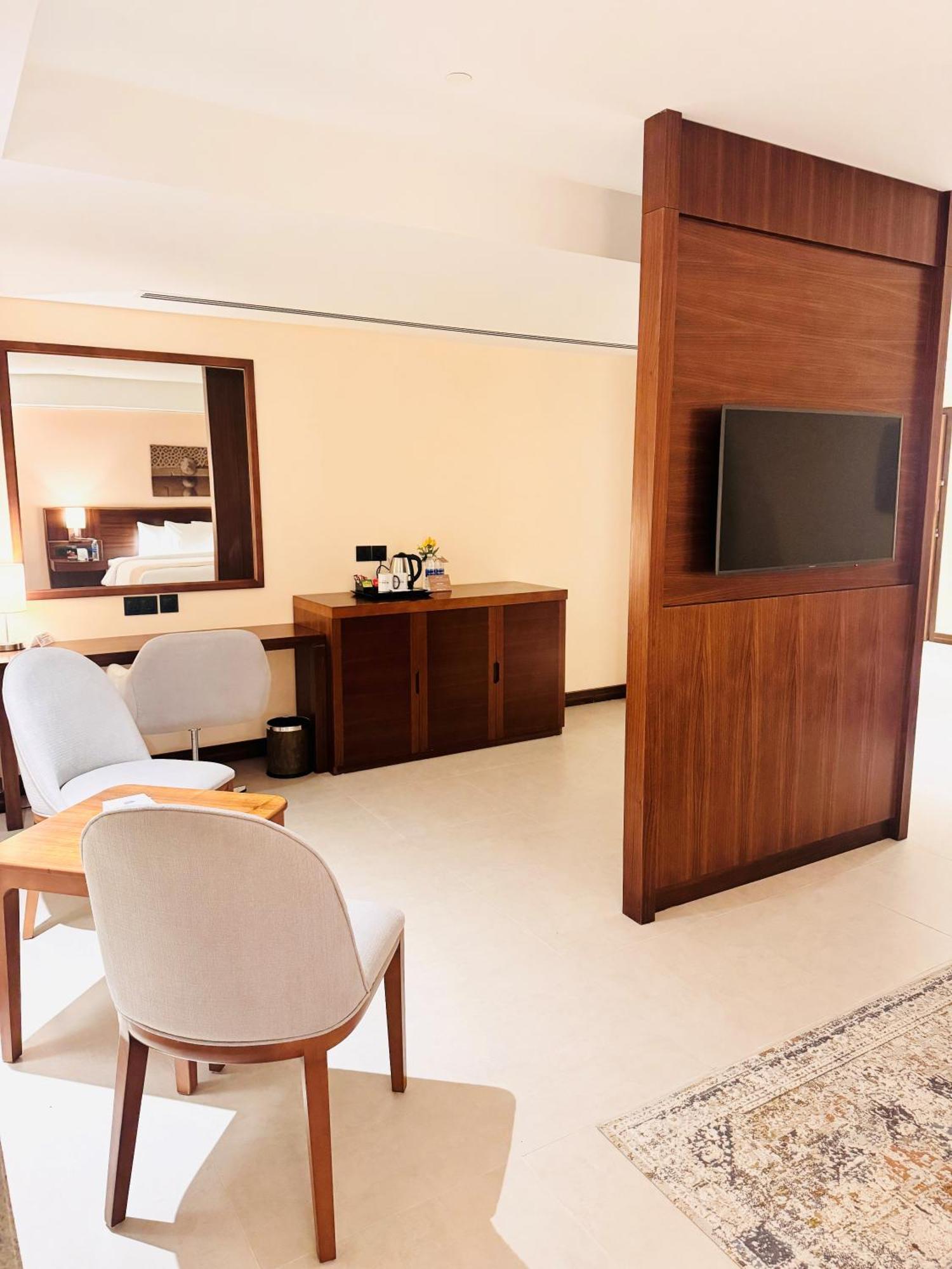 Kyriad Hotel Salalah Zewnętrze zdjęcie